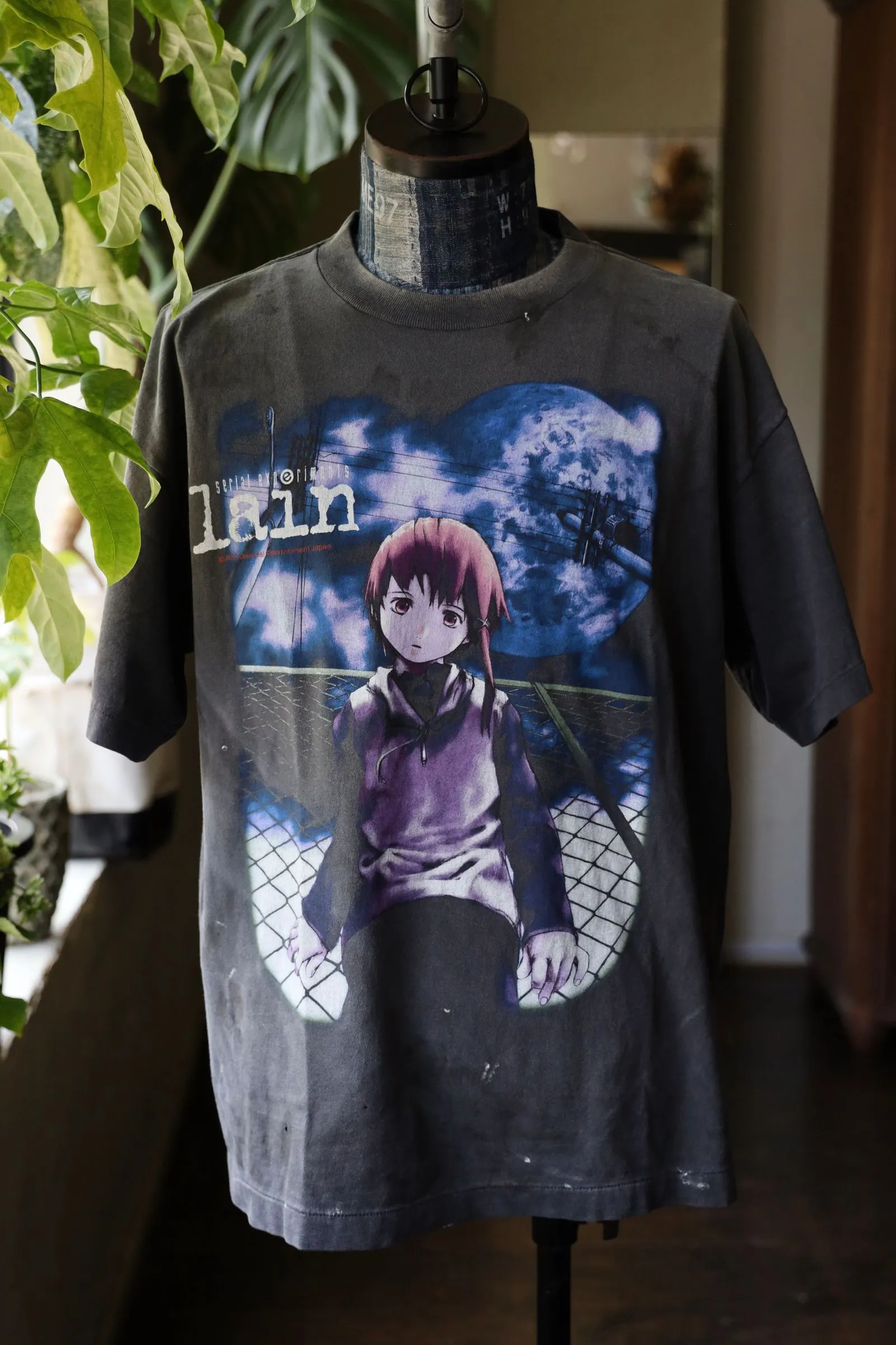 SAINT Mxxxxxx × serial experiments lain × GEEKS RULE GS_SS TEE/LAIN/BLK Sci-fi anime <Lingyin> co-branded ringing tone distressed short-sleeves Washed black S-XL Super rich and delicate printing technology perfectly shows the authentic details Customized co-branded accessories The real correct version Ready-made clothes Assute dyeing Washed to make old Maliu water faded
